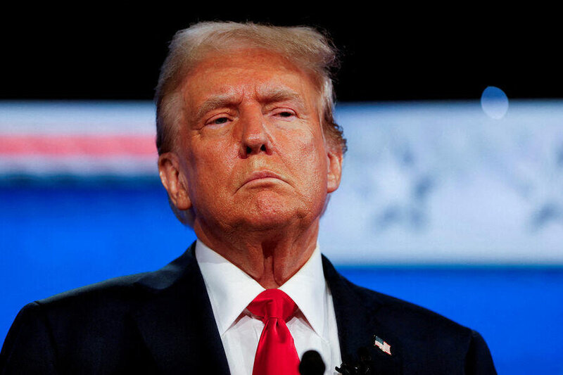 SON DƏQİQƏ! Trampın təyyarəsinə HÜCUM EDİLDİ