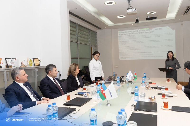 TuranBank gender bərabərliyi üzrə layihəni yekunlaşdırdı - FOTOLAR