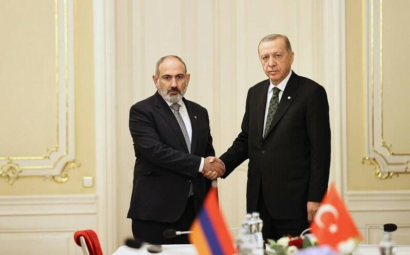 Ərdoğanla Paşinyan Azərbaycan-Ermənistan sülh prosesini müzakirə edib 