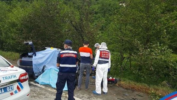 Türkiyədə üç azərbaycanlı yol qəzasında öldü - FOTO