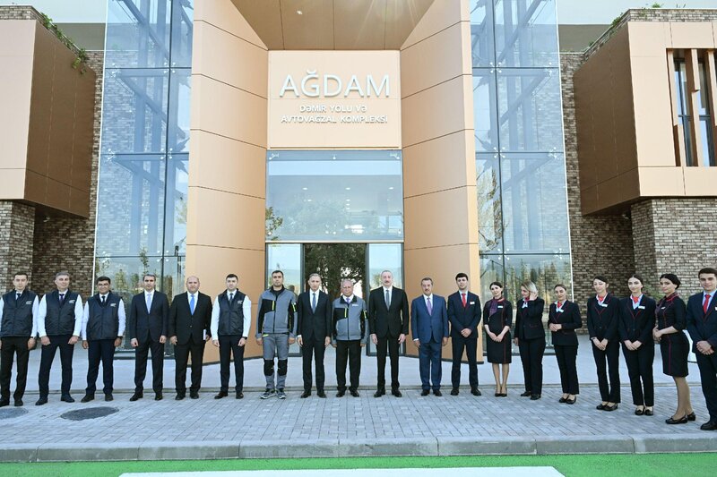 İlham Əliyev Ağdam Dəmir Yolu və Avtovağzal Kompleksinin açılışında iştirak etdi