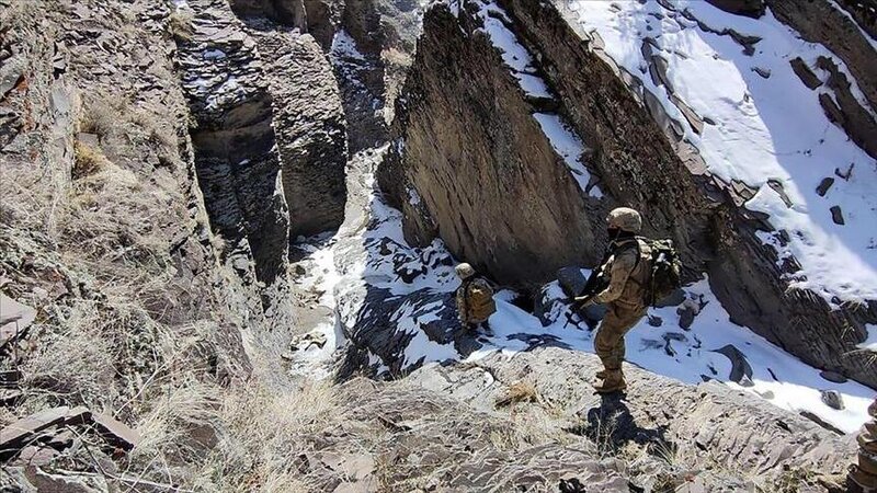 Türk ordusu 40 terrorçunu zərərsizləşdirdi