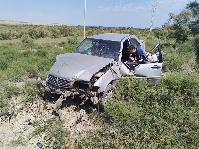 Yevlaxda yol qəzası: Yaralananlar var