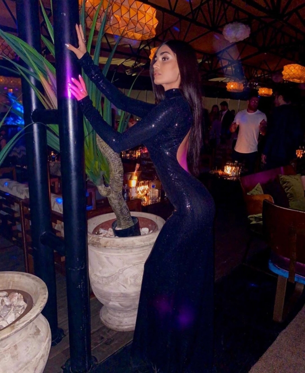 Pərvin Abıyevanın faciə baş verən gecədən fotoları