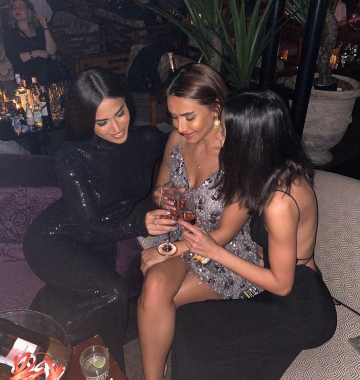 Pərvin Abıyevanın faciə baş verən gecədən fotoları