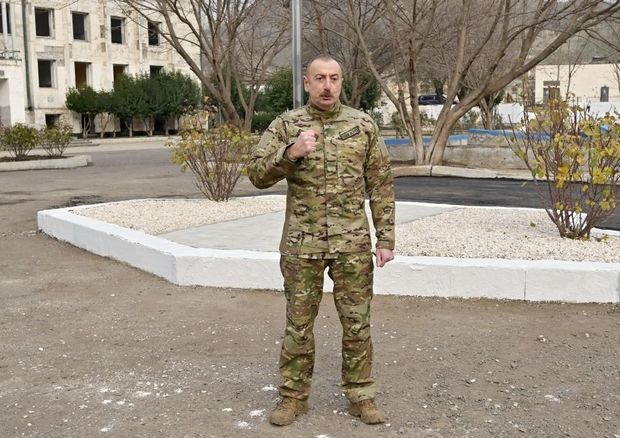 "Siz son 200 ilin ən şanlı zəfər tarixini yazdınız" - Ali Baş Komandana MÜRACİƏTLƏR