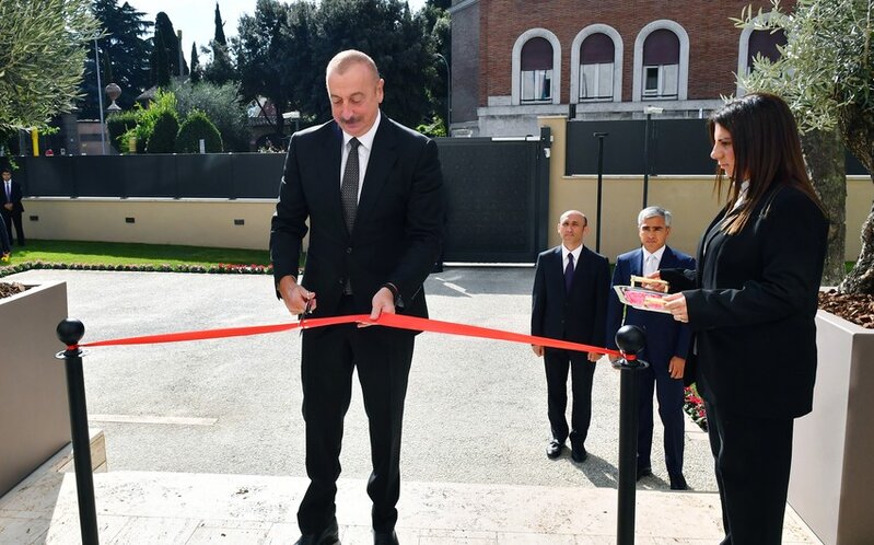 Prezident İtaliyada yeni səfirlik binasının açılışında iştirak edib - FOTO + YENİLƏNİB