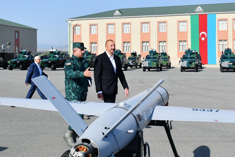 Elçin Quliyev Prezidentə raport verdi - FOTOLAR