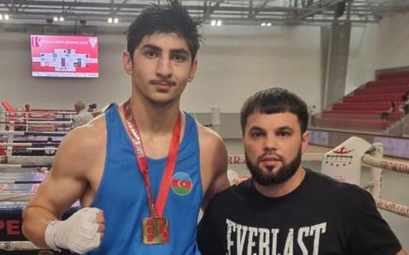 Azərbaycan boksçusu Portuqaliyada qızıl medal qazandı