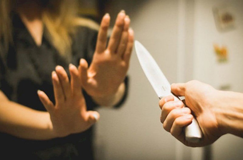 Gəncədə 16 yaşlı yeniyetmə bıçaqlandı