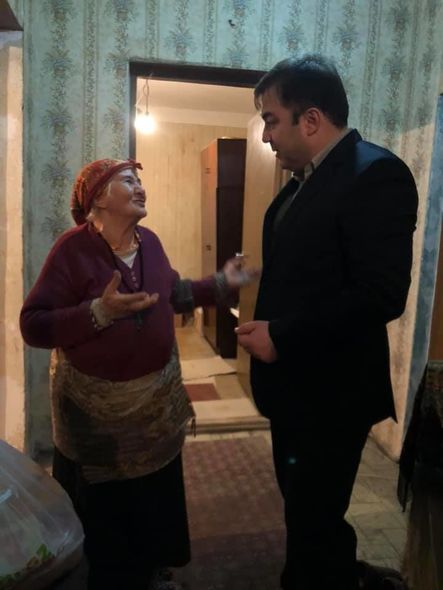 Emin Hacıyev Novruz bayramında seçiciləri ilə görüşdü - FOTO