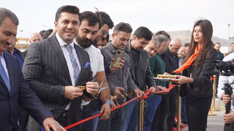 Abşeron tikinti mərkəzinin rəhbəri: '6 ay icarə haqqı almayacağıq