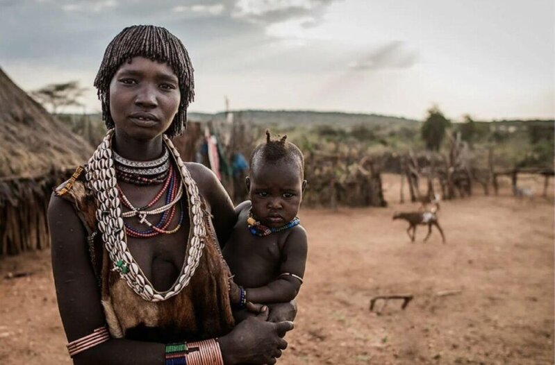 Doğuşdan sonra tənha həyat və afrikalı qızların çətin imtahanı