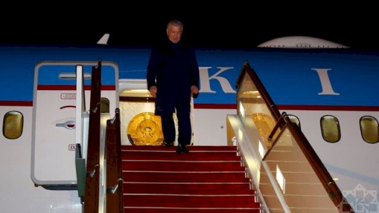 Şavkat Mirziyoyev Azərbaycana işgüzar səfərə gəldi
