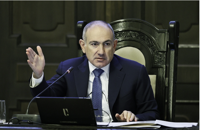 Paşinyan: 'Bakı və İrəvan qarşılıqlı maraq doğuran malların siyahısını müzakirə edirlər