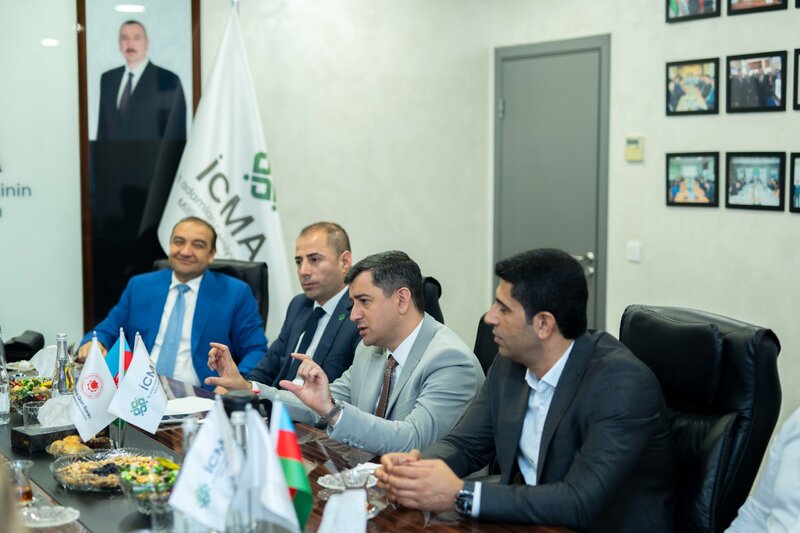 Qanvermə aksiyasında fəal iştirak edən şirkət rəhbərləri ilə görüş keçirildi - FOTOLAR