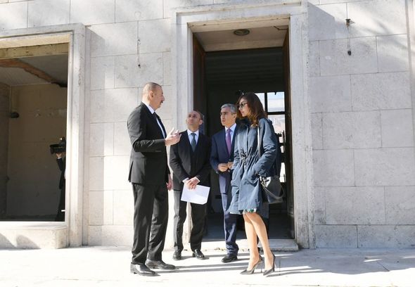 Prezident və Birinci xanım Romada Azərbaycan Mədəniyyət Mərkəzi üçün nəzərdə tutulan binada - FOTO