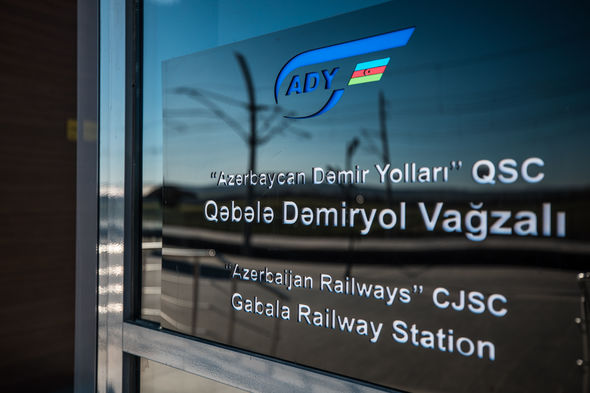 Böyük Qafqaz dağlarına rahat səyahət: Bakı-Qəbələ dəmir yolundan REPORTAJ + FOTO