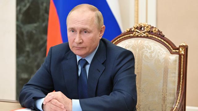 Putinə növbəti zərbə