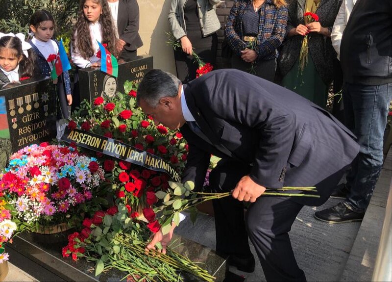 Abşeron rayonunda şəhidlər yad edilir - FOTOLAR