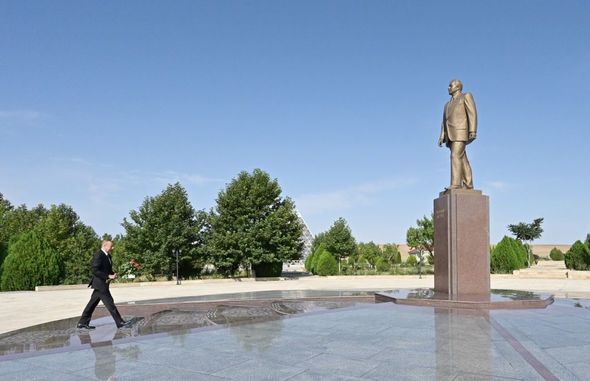 İlham Əliyev Qobustanda - YENİLƏNİB + FOTO/VİDEO