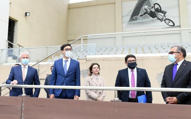 Fərid Qayıbov daha bir federasiyanın fəaliyyəti ilə tanış oldu - FOTO