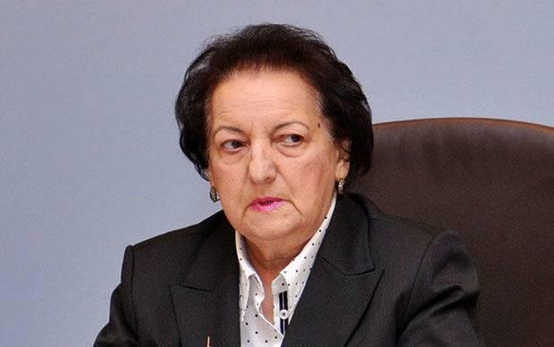 Azərbaycanda yüksək vəzifəli xanımın vəziyyəti pisləşdi - Əməliyyat olundu - FOTO