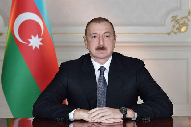 İlham Əliyev nazirə xüsusi ali rütbə verdi