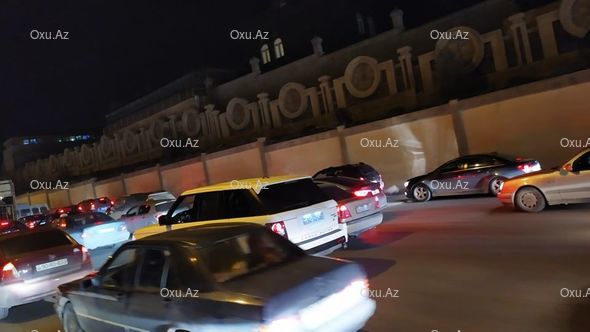 Bakı-Sumqayıt yolunda tıxac: Tbilisi prospektindən Xırdalana qədər - FOTO/VİDEO 