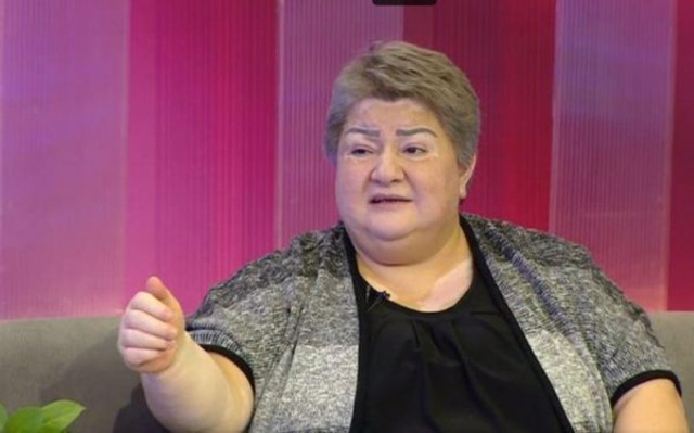 Dərs demək üçün müraciət etsəm də, cavab ala bilmirəm' - Xalq artisti