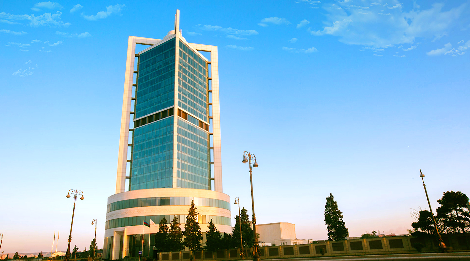 Dövlət Neft Fondu 3,3 milyard dollar gəlir əldə edib