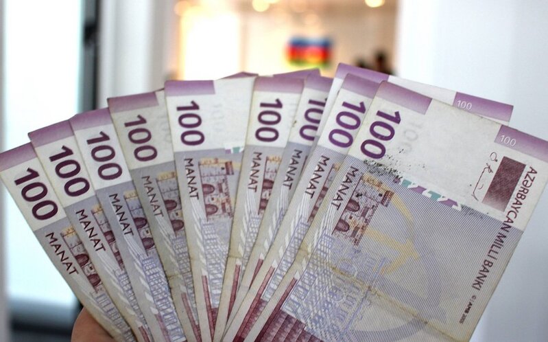 Dövlət büdcəsinin kəsiri 1 milyard manatı ÖTDÜ