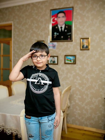 "Azercell"dən Bilik Günü təbriki - FOTO