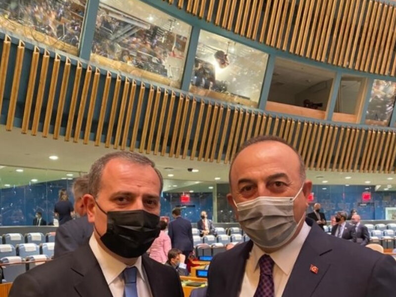 Qardaş ölkələrin XİN rəhbərləri BMT-də görüşdü