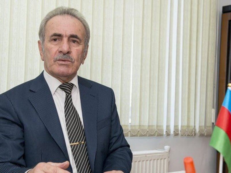 Xalq artisti Canəli Əkbərov komaya düşdü