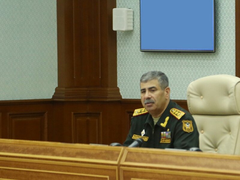 Zakir Həsənov: 'Hərbçilərin maaş və müavinətlərinin artırılması davam etdirilir