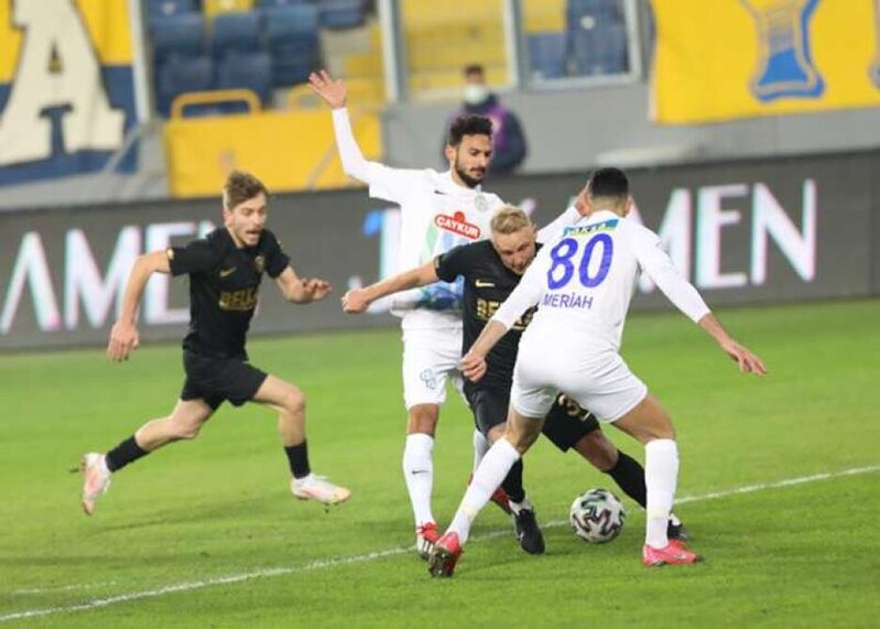 Türkiyə Superliqasının növbəti turuna yekun vuruldu
