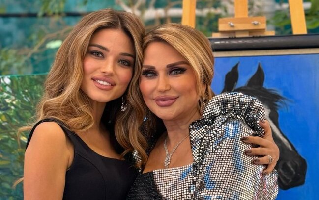 Mələkxanım Eyyubova nənə olacaq - FOTOLAR