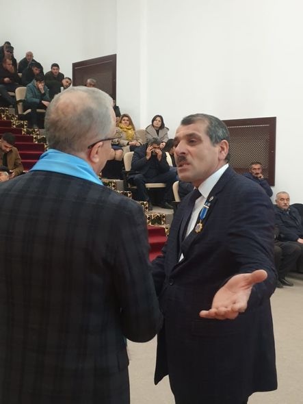 Nizami Səfərov seçiciləri ilə görüşlərini davam etdirir - FOTO