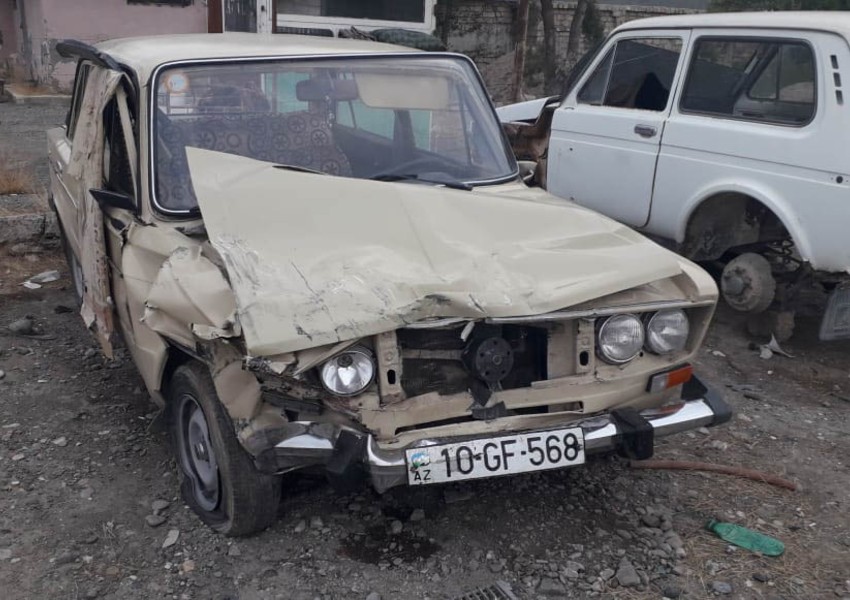 Kürdəmirdə yol qəzası olub, xəsarət alanlar var - FOTO