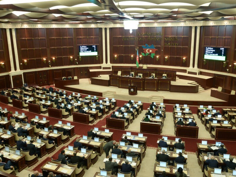 Deputatlar gələn həftə tətildən qayıdırlar