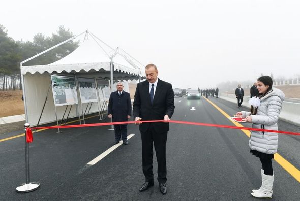 İlham Əliyev Bakı-Şamaxı-Yevlax yolunun açılışında iştirak edib - YENİLƏNİB+FOTO