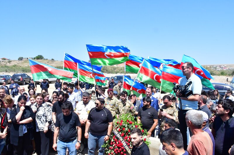 Birinci Qarabağ Müharibəsi şəhidləri Nazim Şirinov və İsmayıl Xəlilov dəfn ediliblər - FOTOLAR