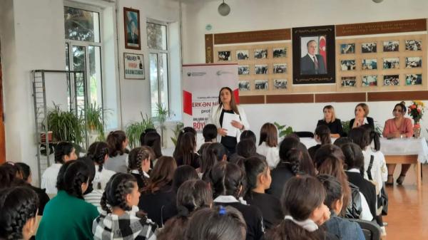 Cəmiyyətin inkişafında erkən nikah problemi' layihəsinin ilk tədbiri baş tutdu - FOTO