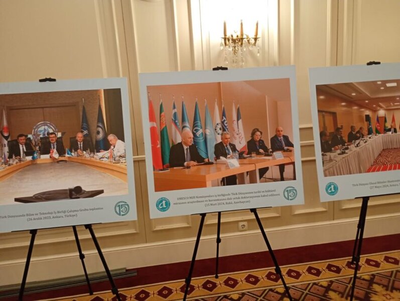 Dünya Türk Dili Ailəsi Günü və Türk Akademiyasının 15 illiyi Astanada qeyd olunub