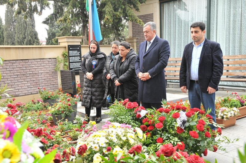 Abşeron rayonunda şəhidlər yad edilmişdir - FOTOLAR
