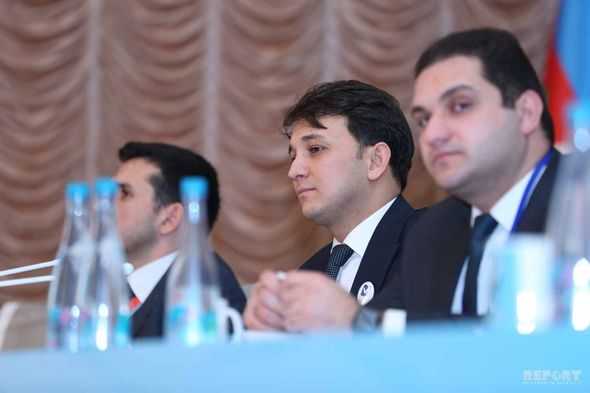 Zaur Darabzadə ilə görüş üçün ayrılan məkana seçicilər sığmadı - FOTO/VİDEO