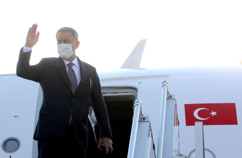 Türkiyənin Müdafiə naziri Hulusi Akar Bakıdadır - FOTO/VİDEO