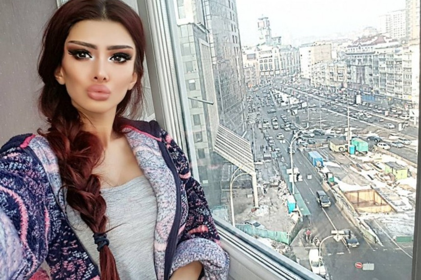 Azərbaycanlı holdinq rəhbərinin 19 yaşlı model qızının - FOTOLARI