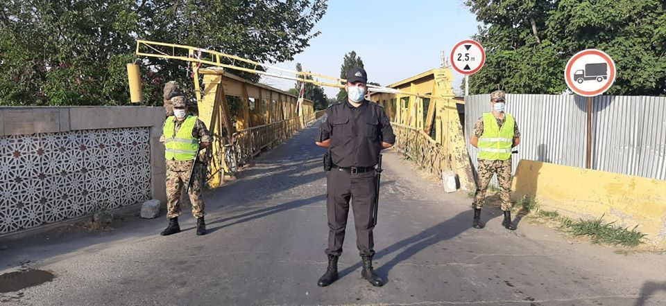 Yevlaxda karantini pozan şəxslər cərimələndi